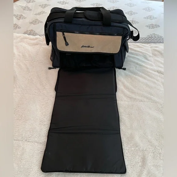 Eddie Bauer Diaper Bag Duffle - Picture 6 of 15
